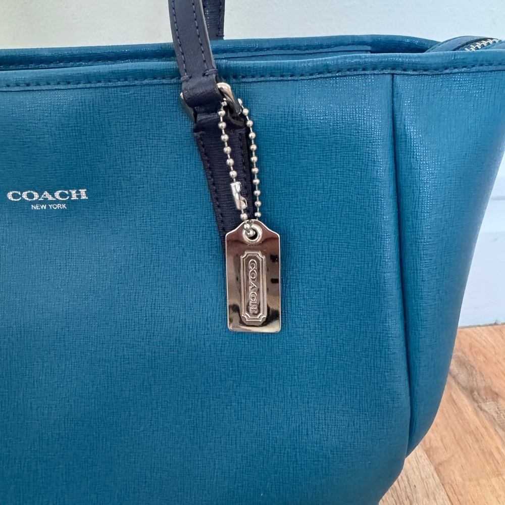 Coach Saffiano Leather City Tote Blue Colorblock - Picture 4 of 6